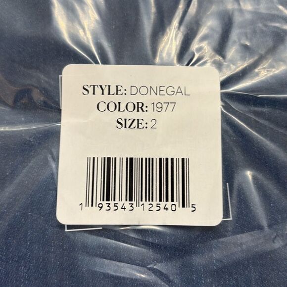 Frank & Eileen Donegal Unforgettable Skirt in 1977 Medium Denim Wash 2 NEW $268 - Picture 8 of 8